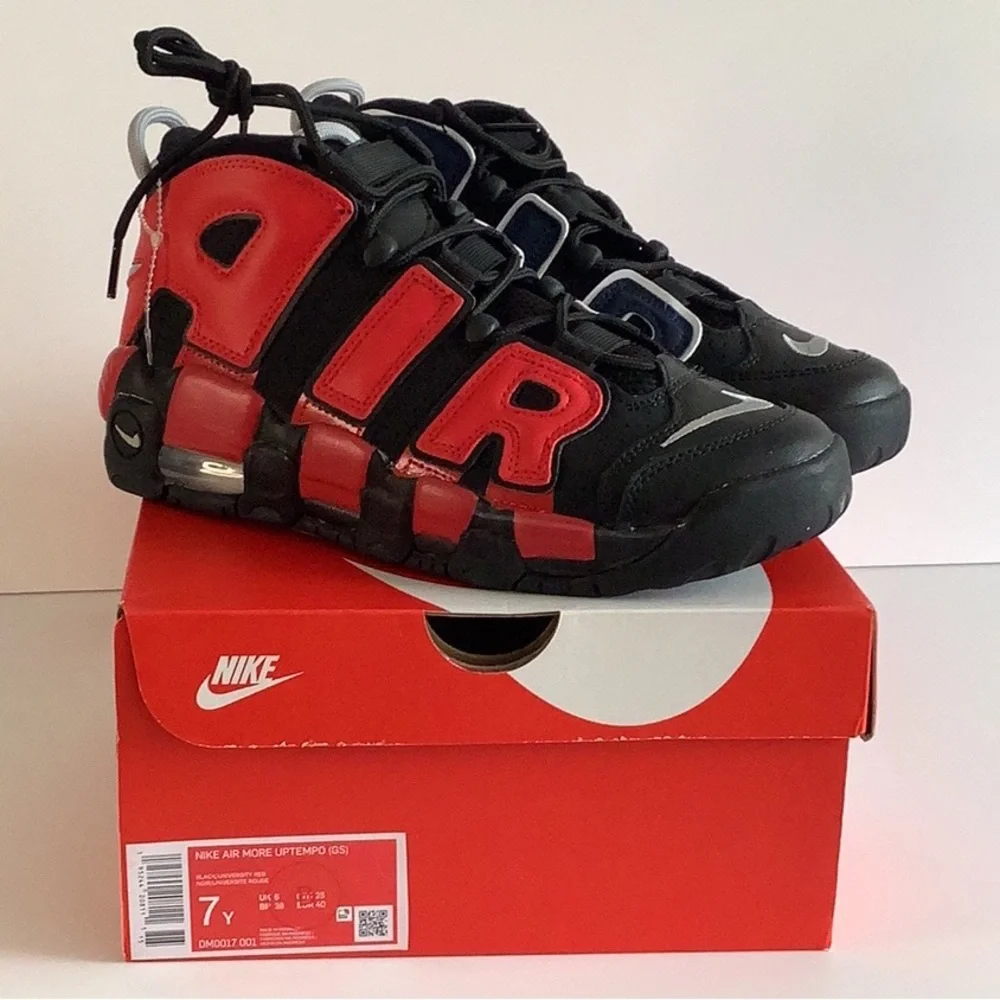 Nike Air More Uptempo Sneakers Kid Size 6Y BNWB‎